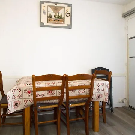 Beau T2 Avec Parking, Clim Et Wifi - - Fr-1-553-186 *